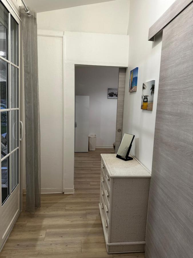 Le Cottage De Castaing Sur Plage Privee サンタンヌ エクステリア 写真